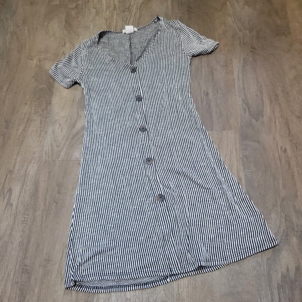 WOMENS STRIPED WITH BUTTONS CAUTION TO THE WIND DRESS SIZE XS - GUC